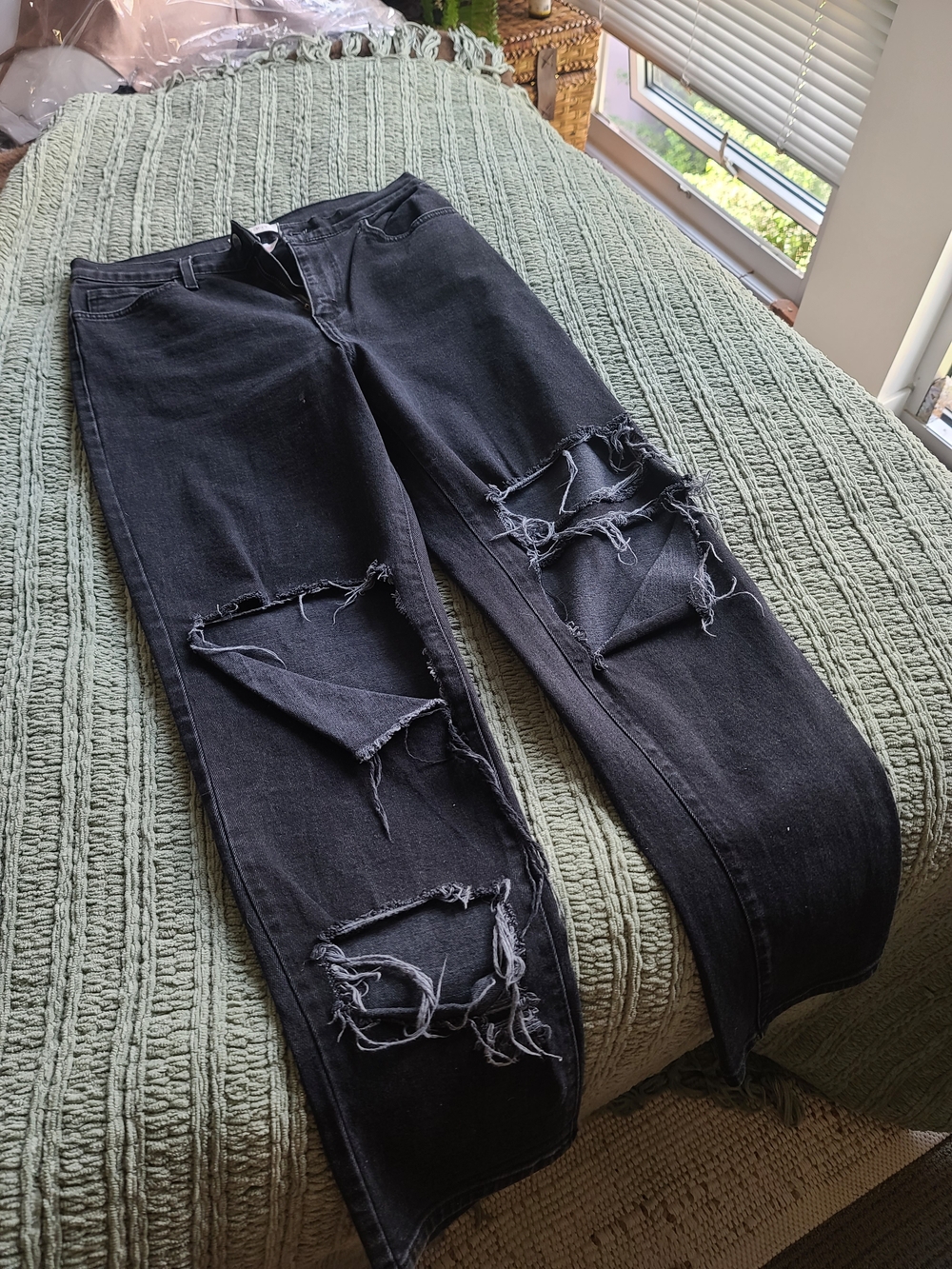 Vibrant Black Ripped Boyfriend Jeans